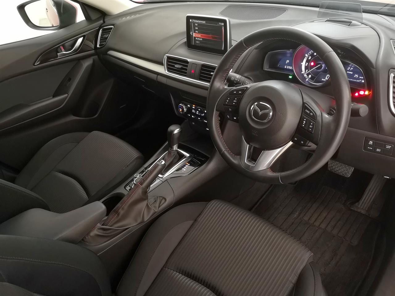 2014 Mazda Axela