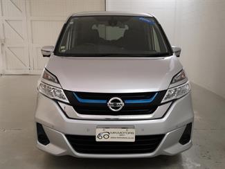 2019 Nissan Serena - Thumbnail