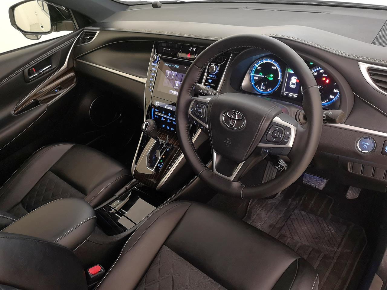 2014 Toyota Harrier