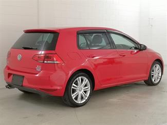 2013 Volkswagen Golf - Thumbnail