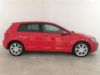 2013 Volkswagen Golf - Thumbnail