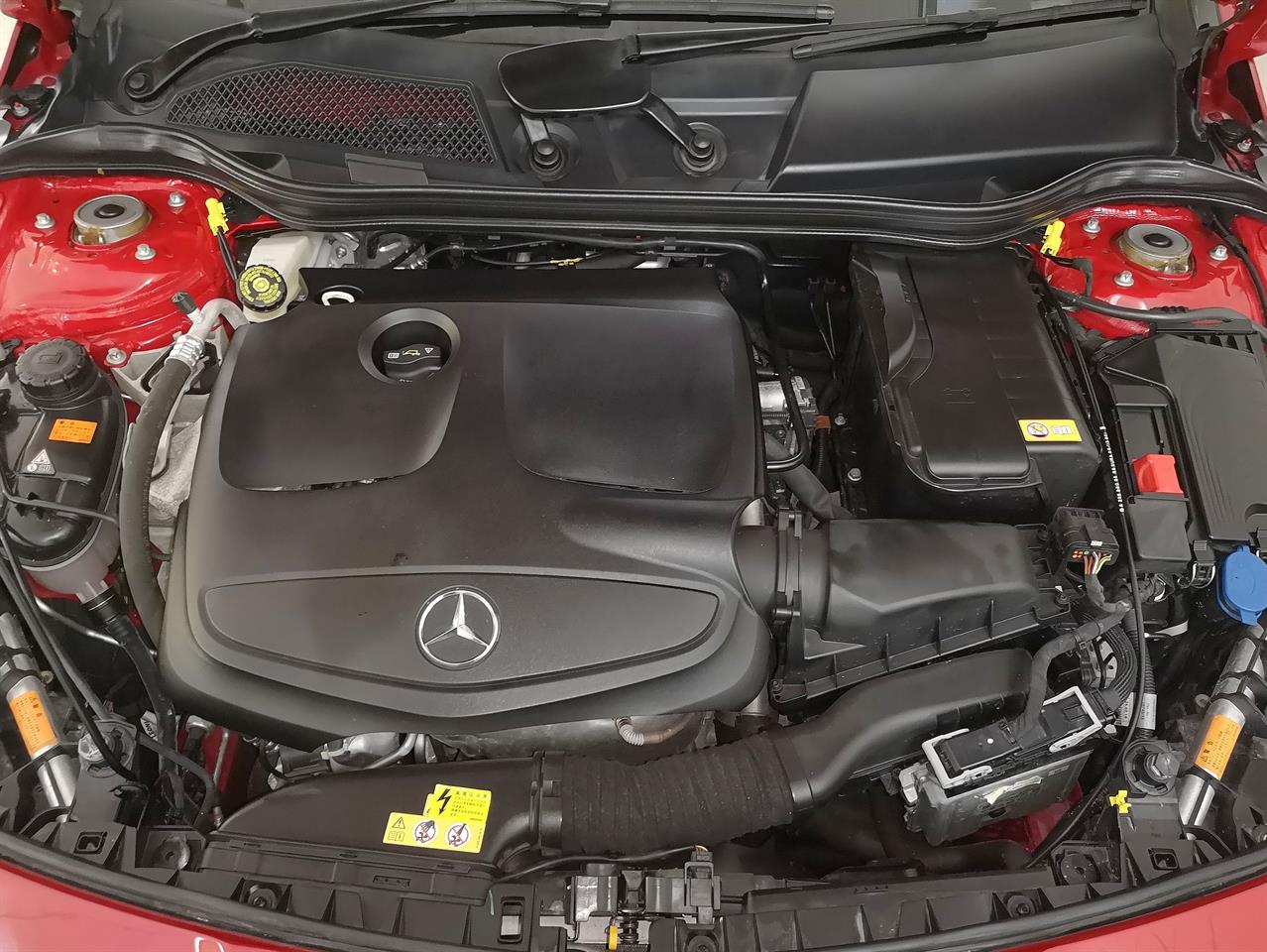 2016 Mercedes-Benz CLA 180