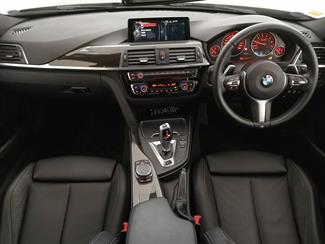 2016 BMW 330e - Thumbnail