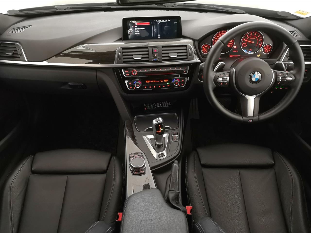 2016 BMW 330e