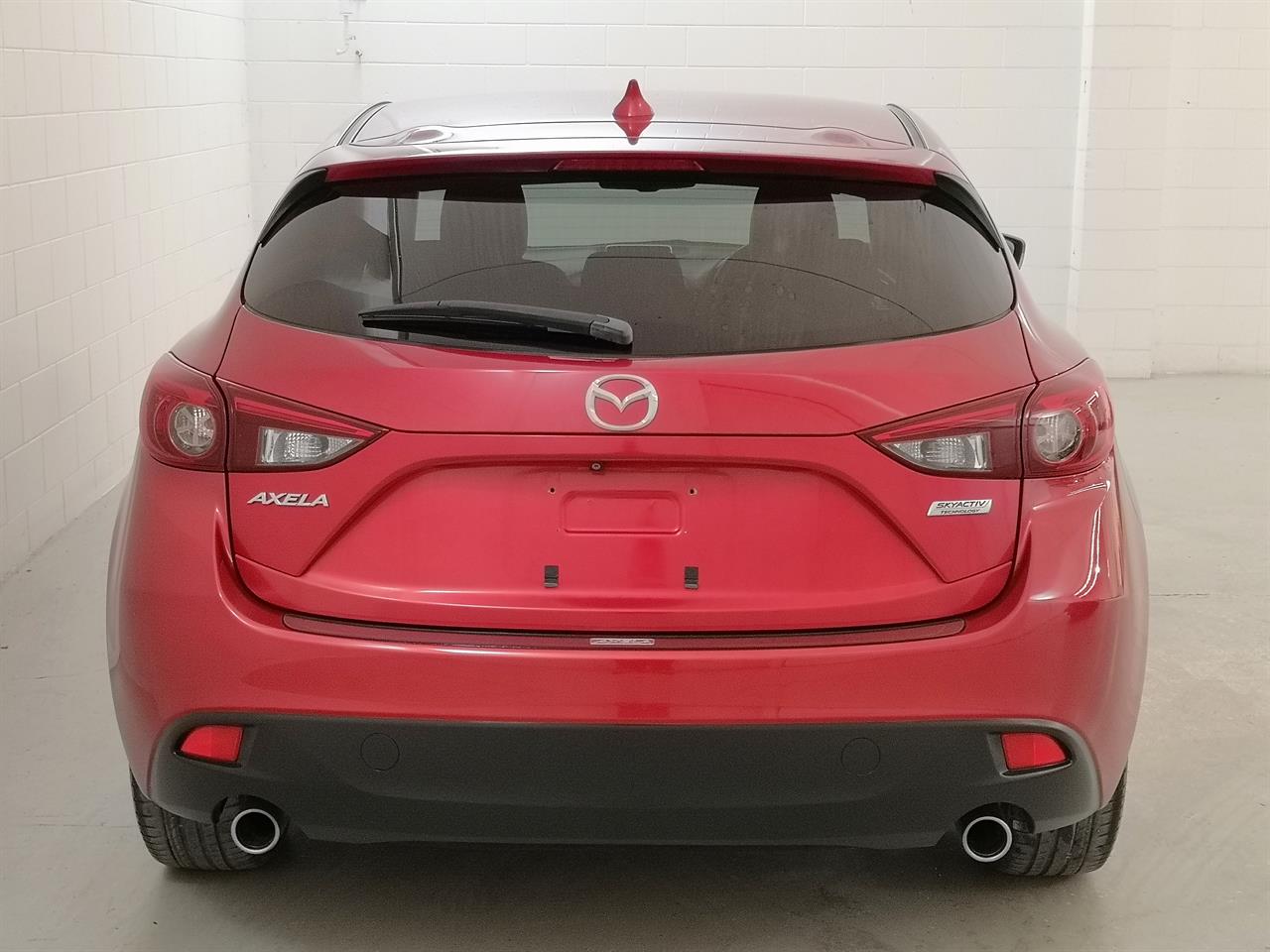 2013 Mazda Axela