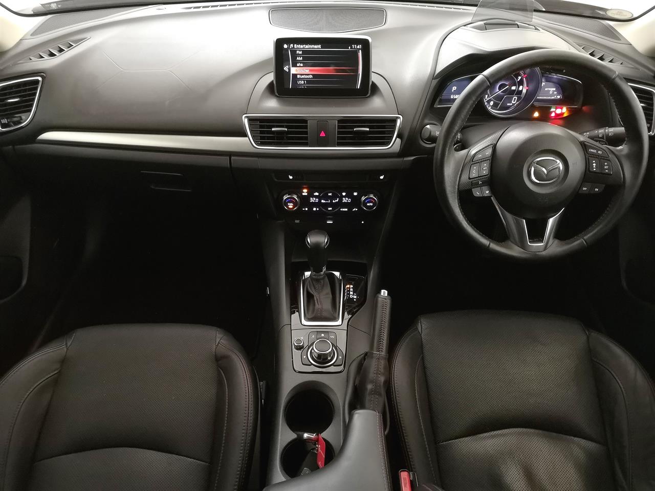 2013 Mazda Axela