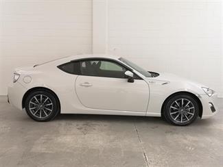 2016 Toyota 86 - Thumbnail