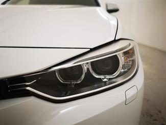 2015 BMW 320i - Thumbnail