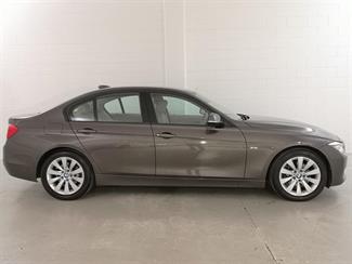 2014 BMW 320i - Thumbnail