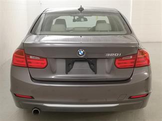 2014 BMW 320i - Thumbnail