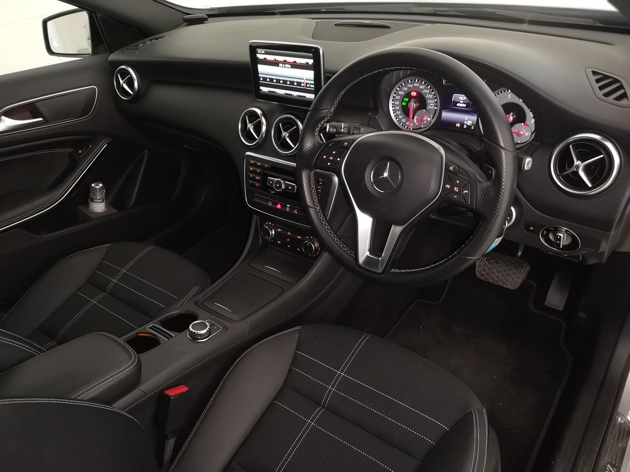 2015 Mercedes-Benz A 180