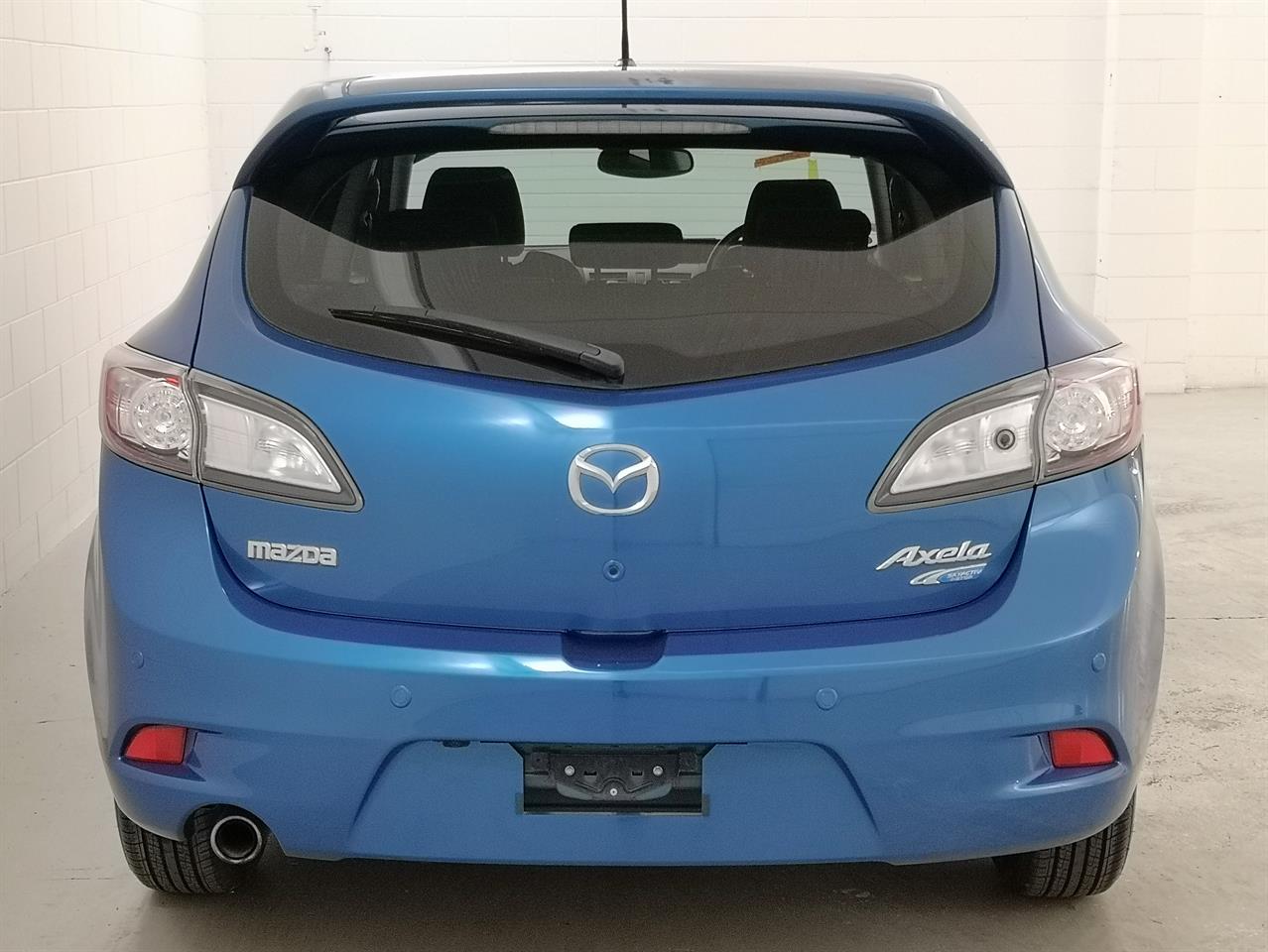 2012 Mazda Axela