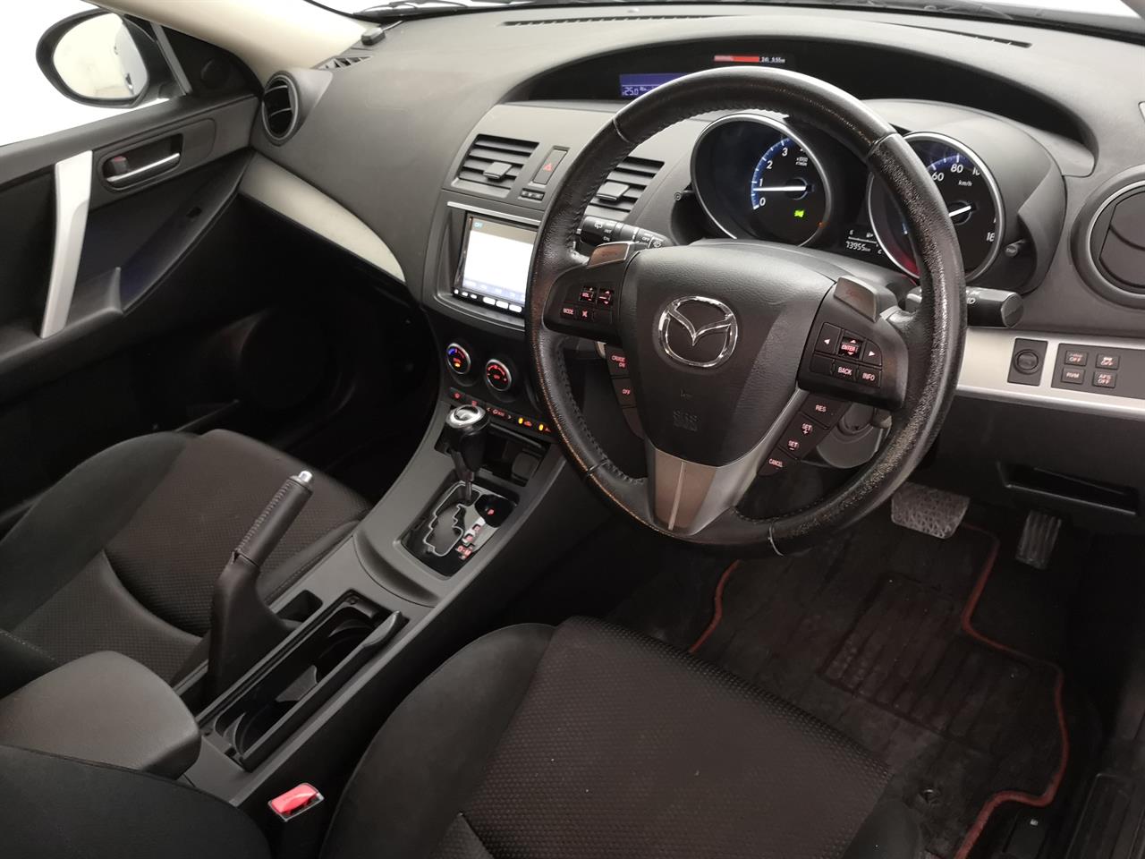 2012 Mazda Axela