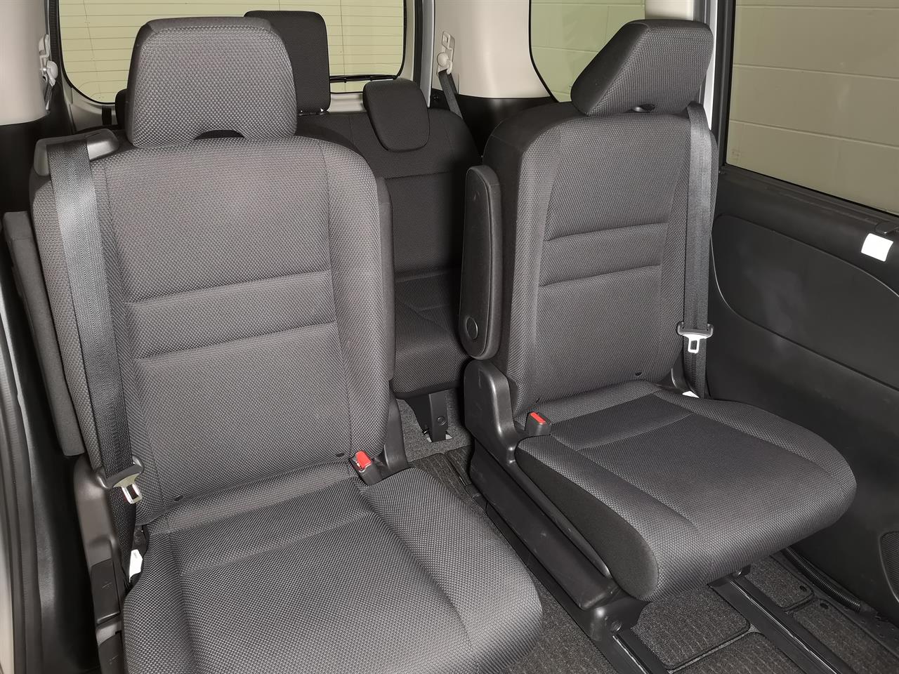 2018 Nissan Serena