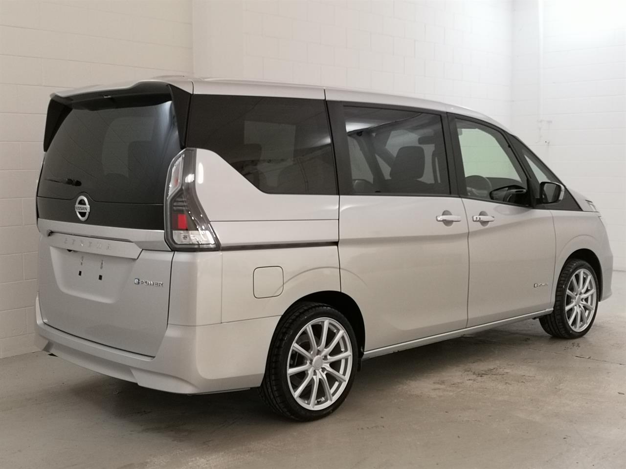 2018 Nissan Serena