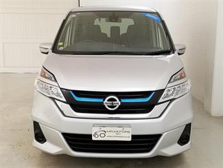 2018 Nissan Serena - Thumbnail