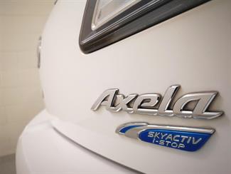 2012 Mazda Axela - Thumbnail