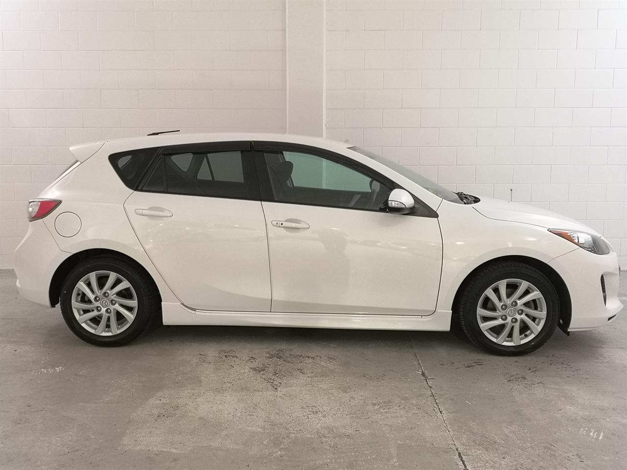 2012 Mazda Axela