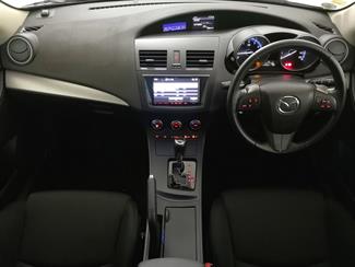 2012 Mazda Axela - Thumbnail