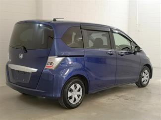 2012 Honda Freed - Thumbnail