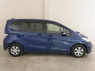 2012 Honda Freed - Thumbnail