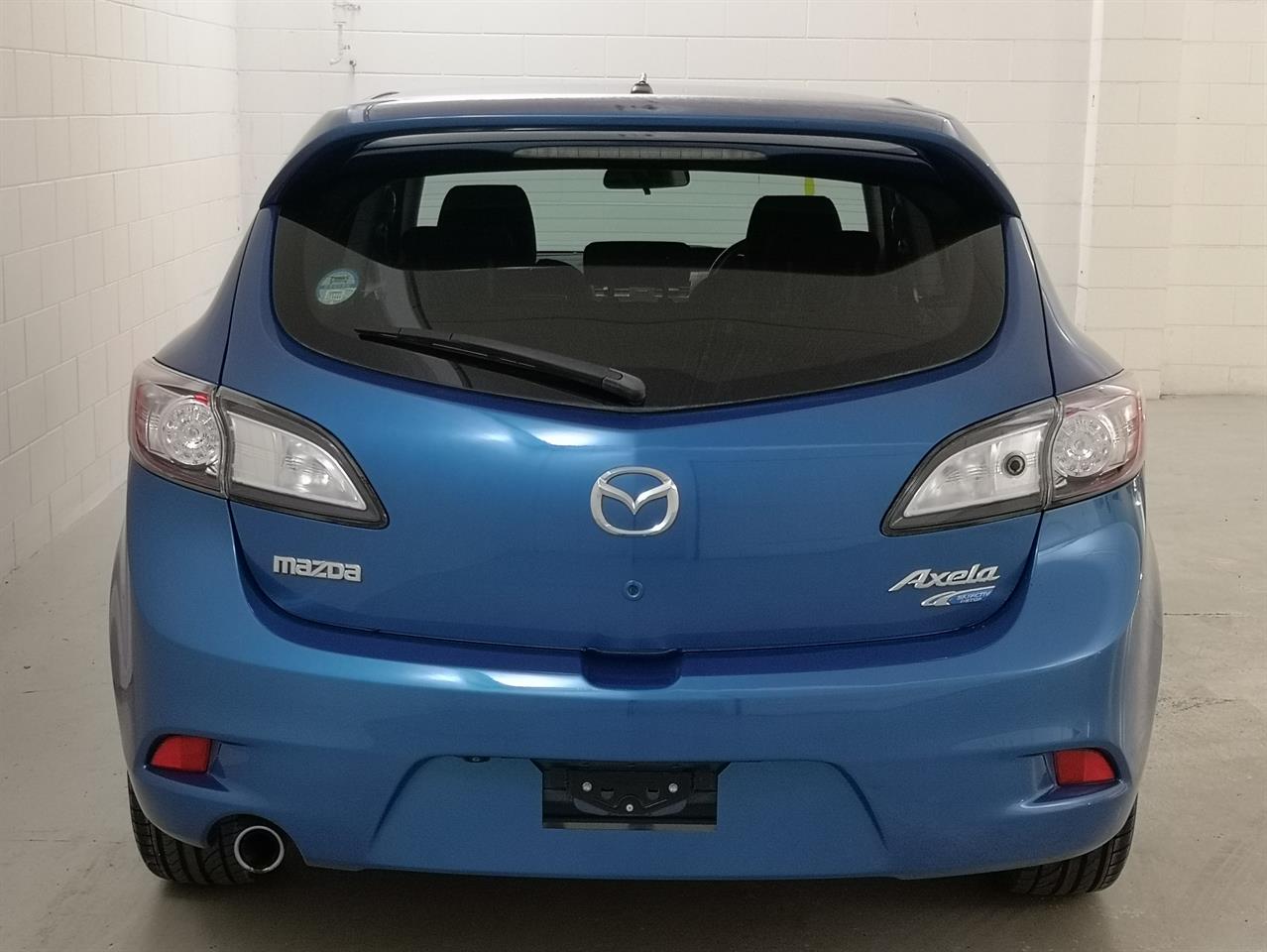 2012 Mazda Axela