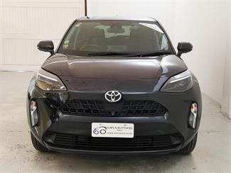 2023 Toyota Yaris - Thumbnail