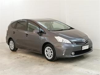 2013 Toyota Prius - Thumbnail