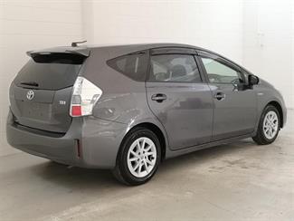 2013 Toyota Prius - Thumbnail