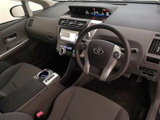 2013 Toyota Prius - Thumbnail