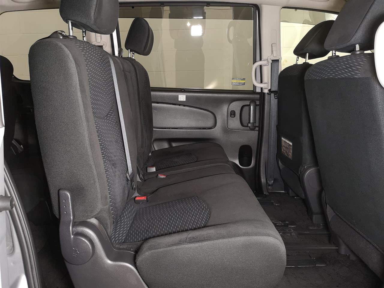 2015 Nissan Serena