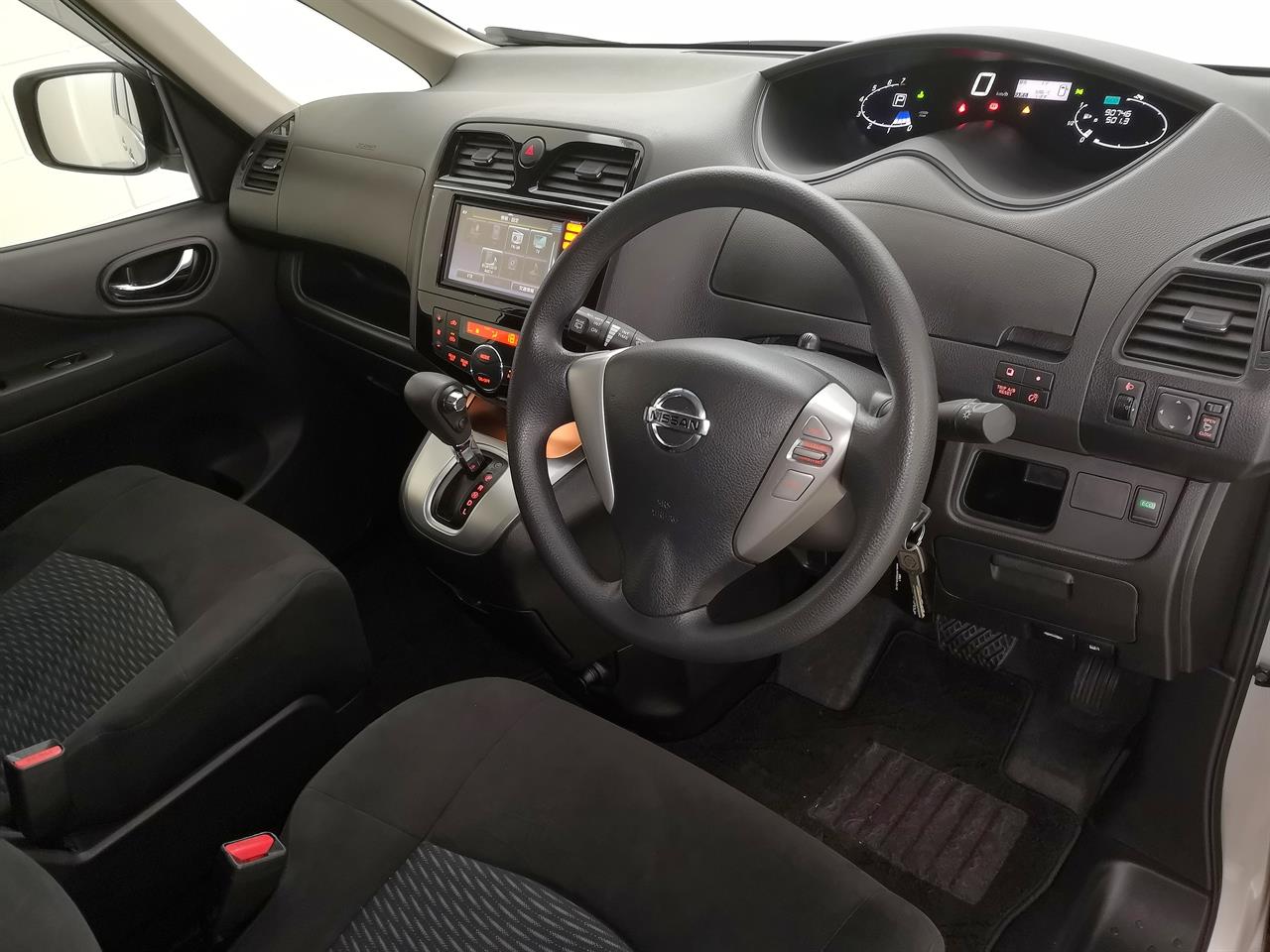 2015 Nissan Serena