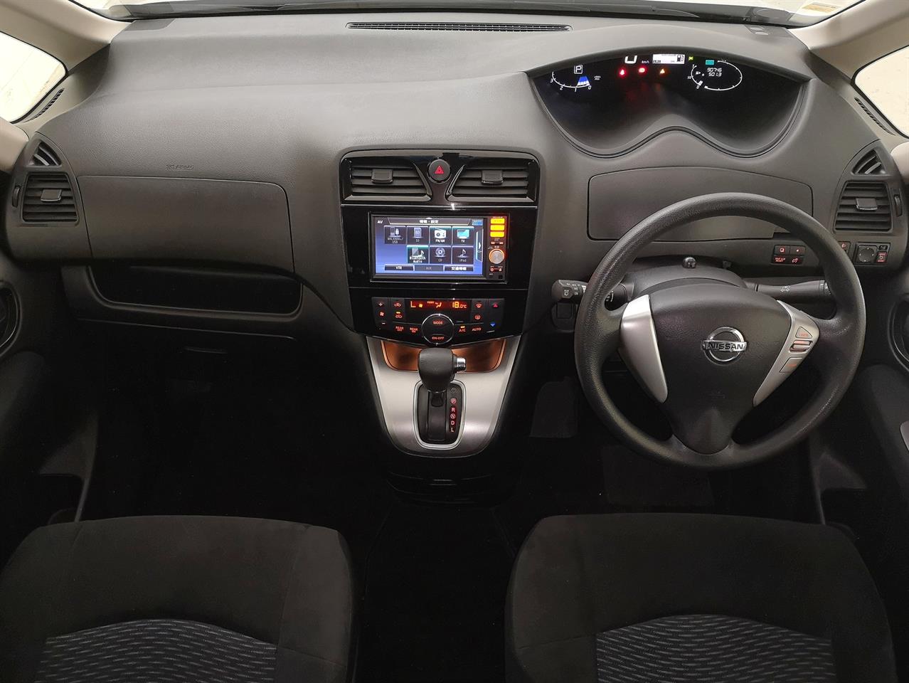 2015 Nissan Serena