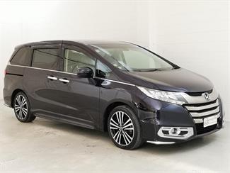 2015 Honda Odyssey - Thumbnail