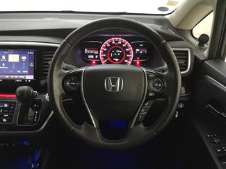 2015 Honda Odyssey - Thumbnail