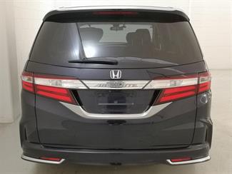 2015 Honda Odyssey - Thumbnail