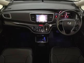 2015 Honda Odyssey - Thumbnail