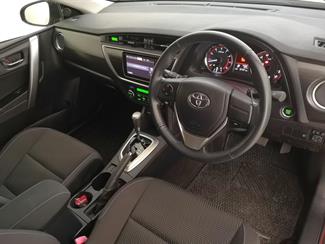 2014 Toyota Auris - Thumbnail