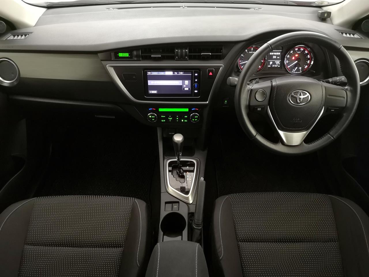 2014 Toyota Auris