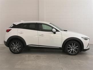 2016 Mazda CX-3 - Thumbnail