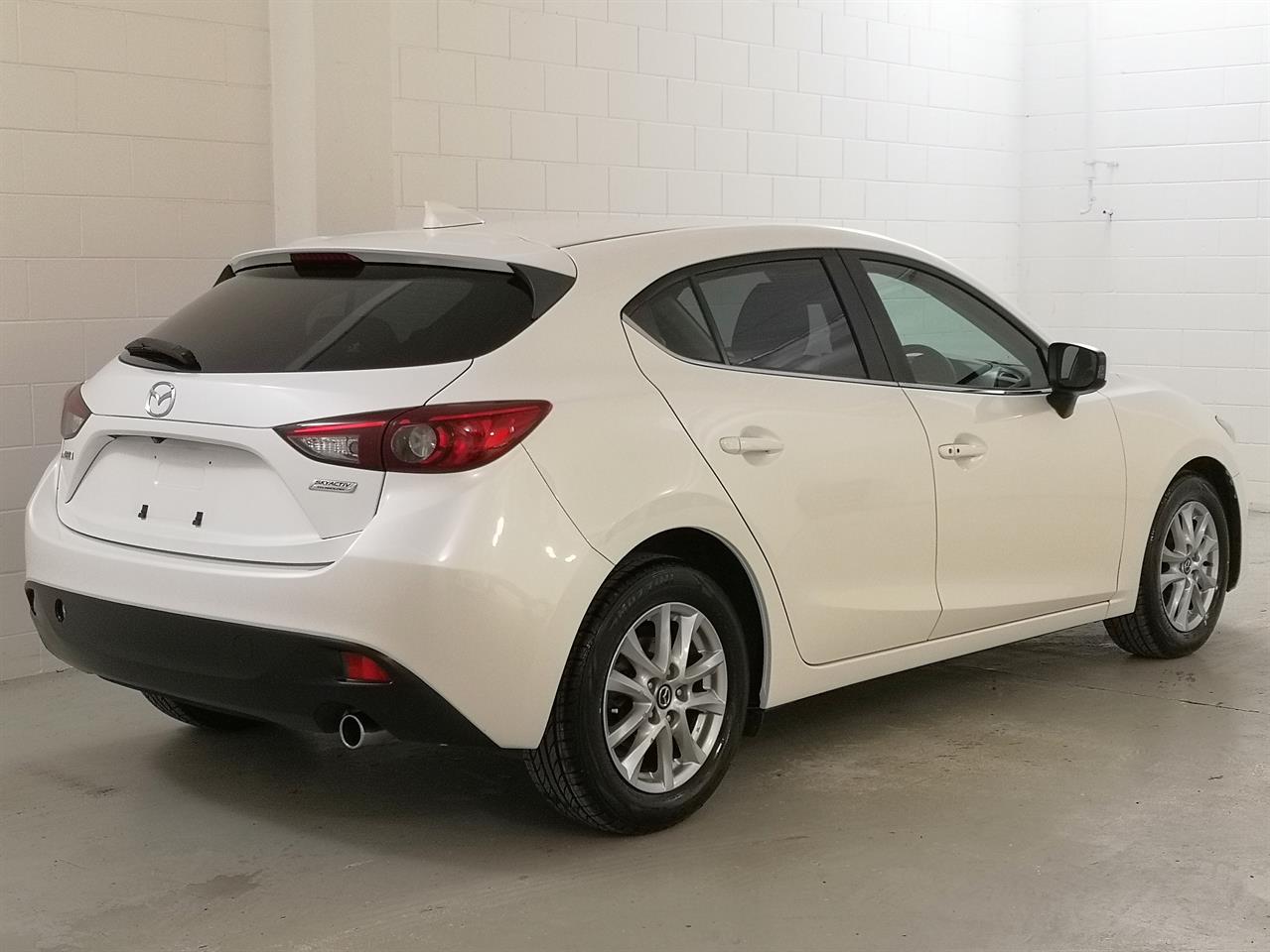 2015 Mazda Axela