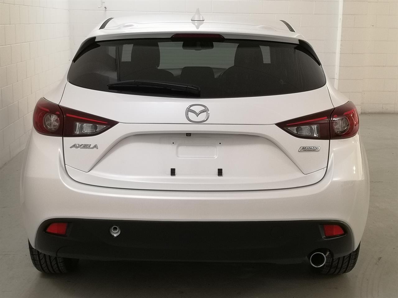 2015 Mazda Axela