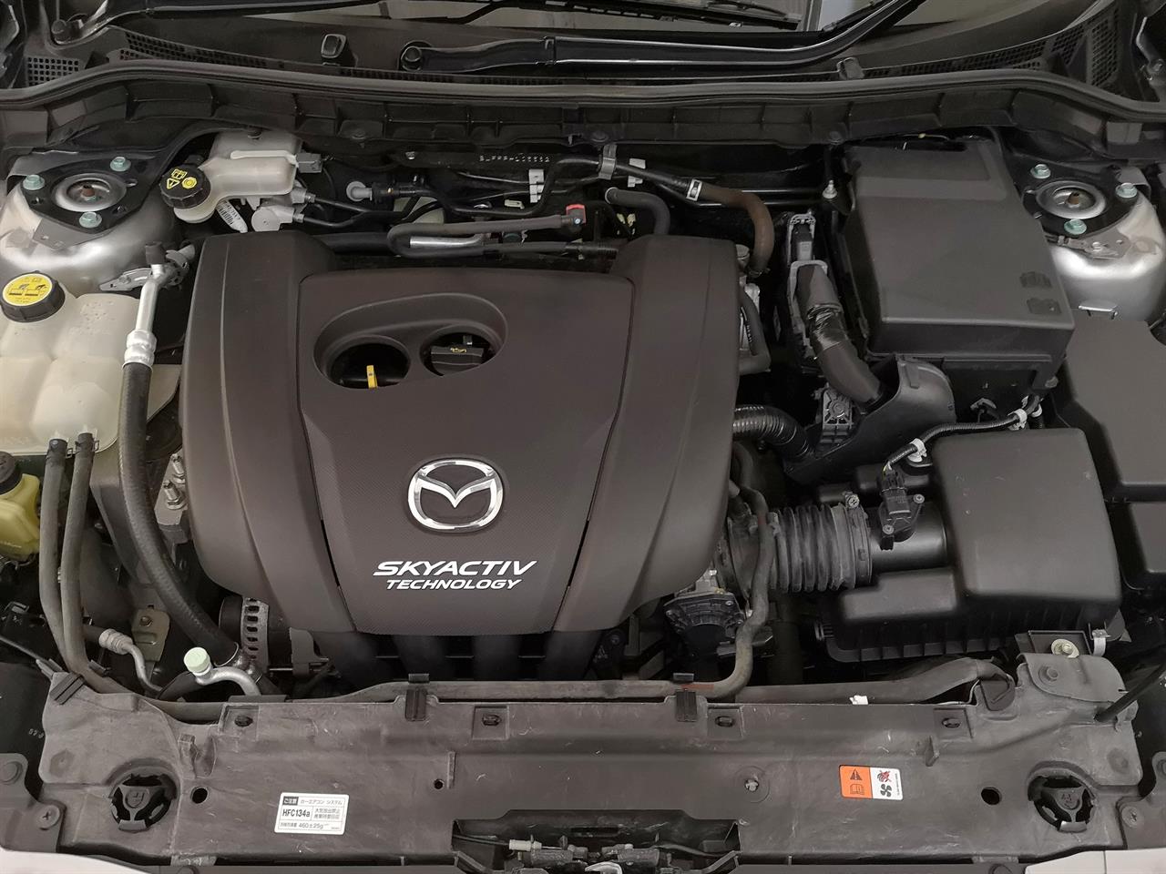 2013 Mazda Axela