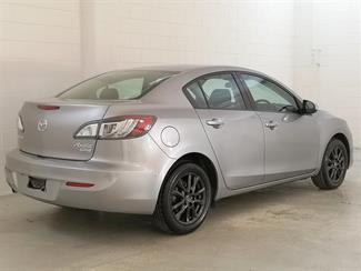 2013 Mazda Axela - Thumbnail