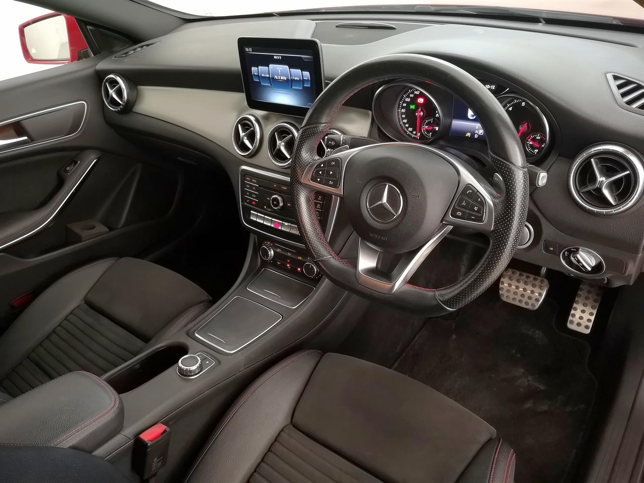 2017 Mercedes-Benz CLA 180