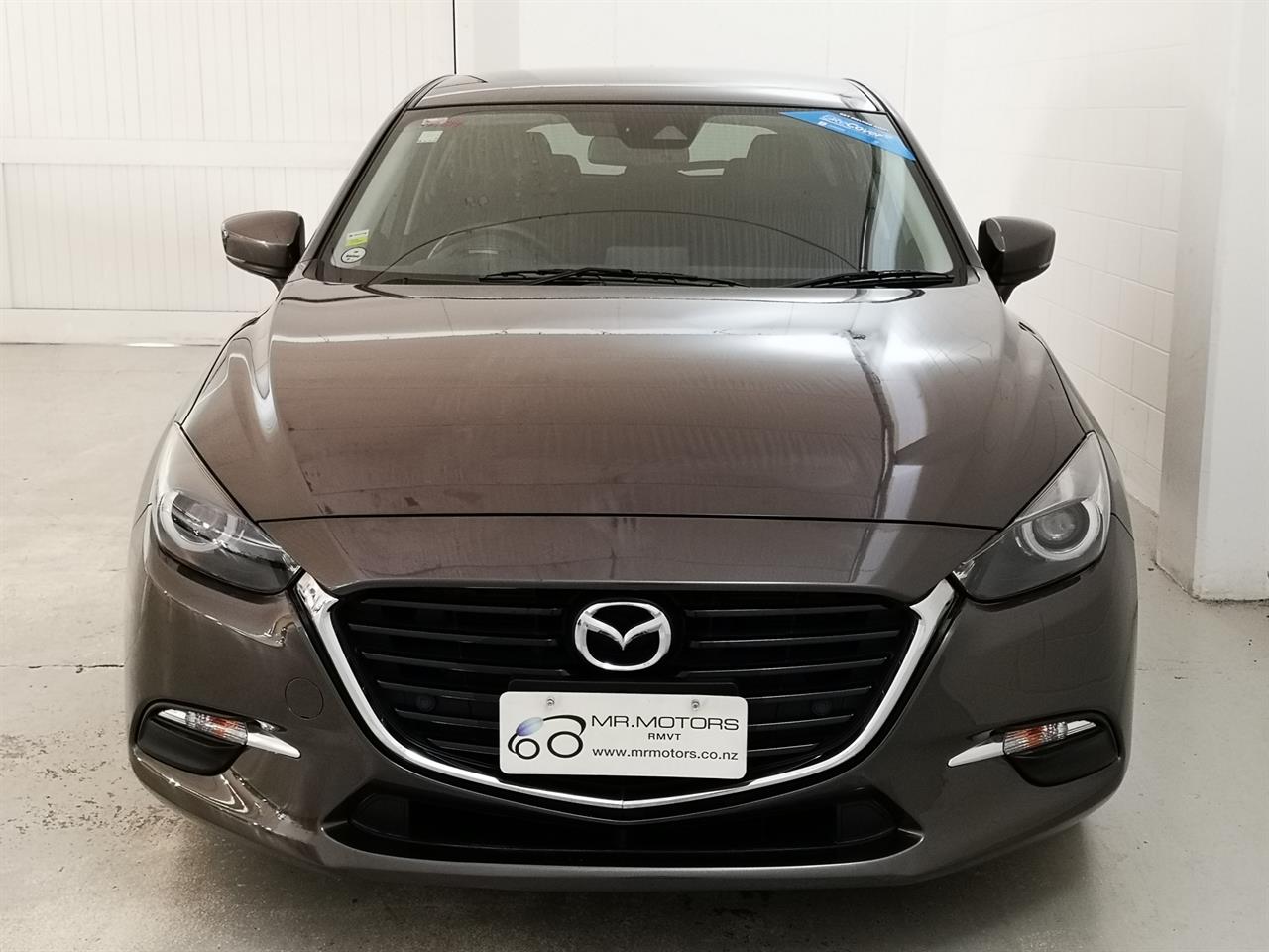 2017 Mazda Axela