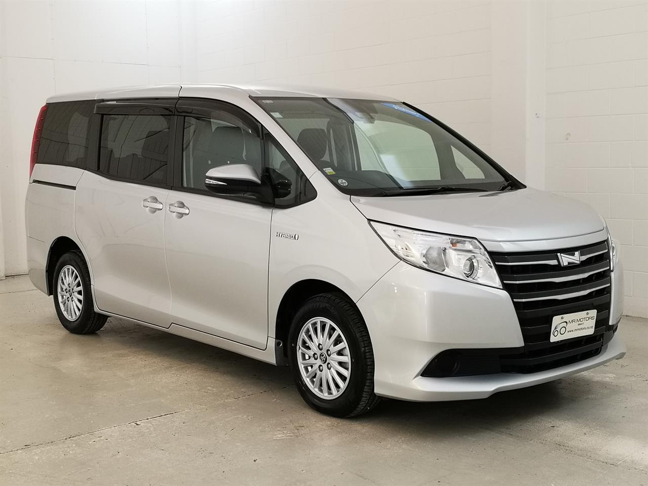 2016 Toyota Noah