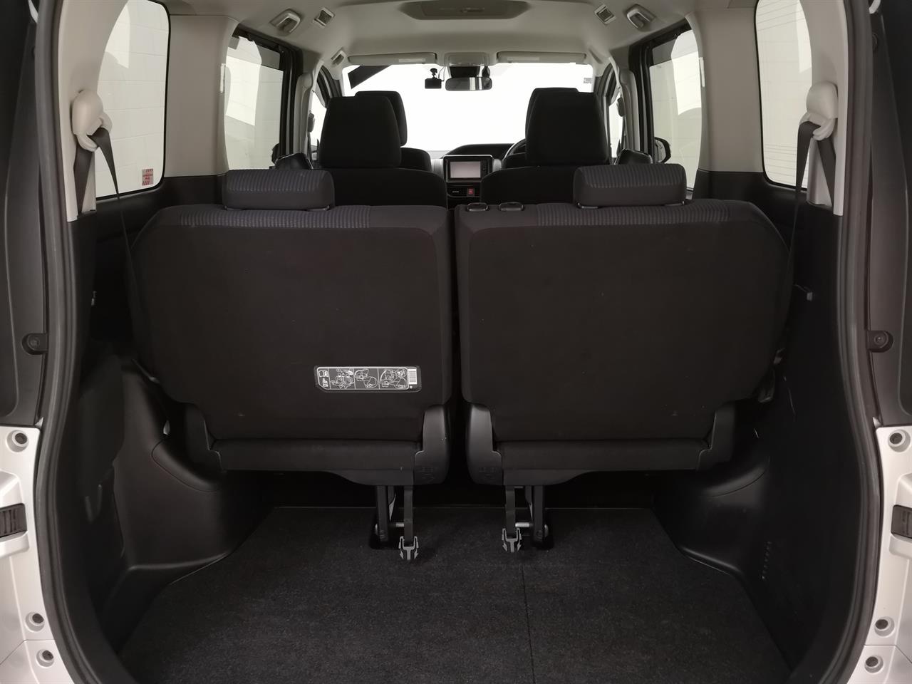 2016 Toyota Noah