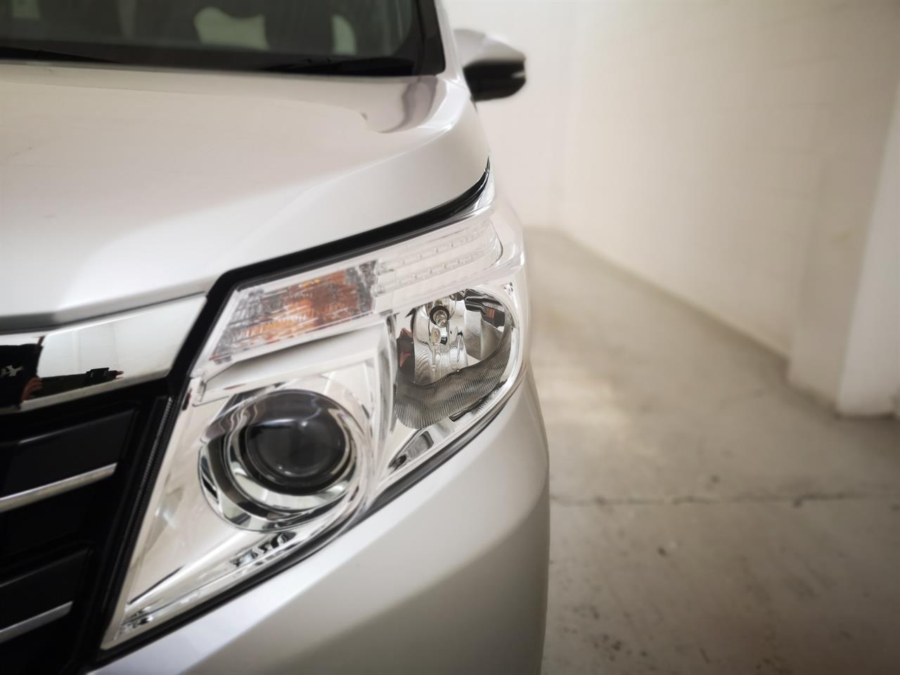 2016 Toyota Noah