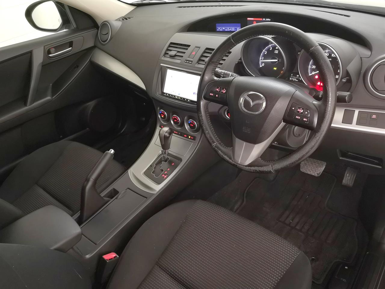 2012 Mazda Axela